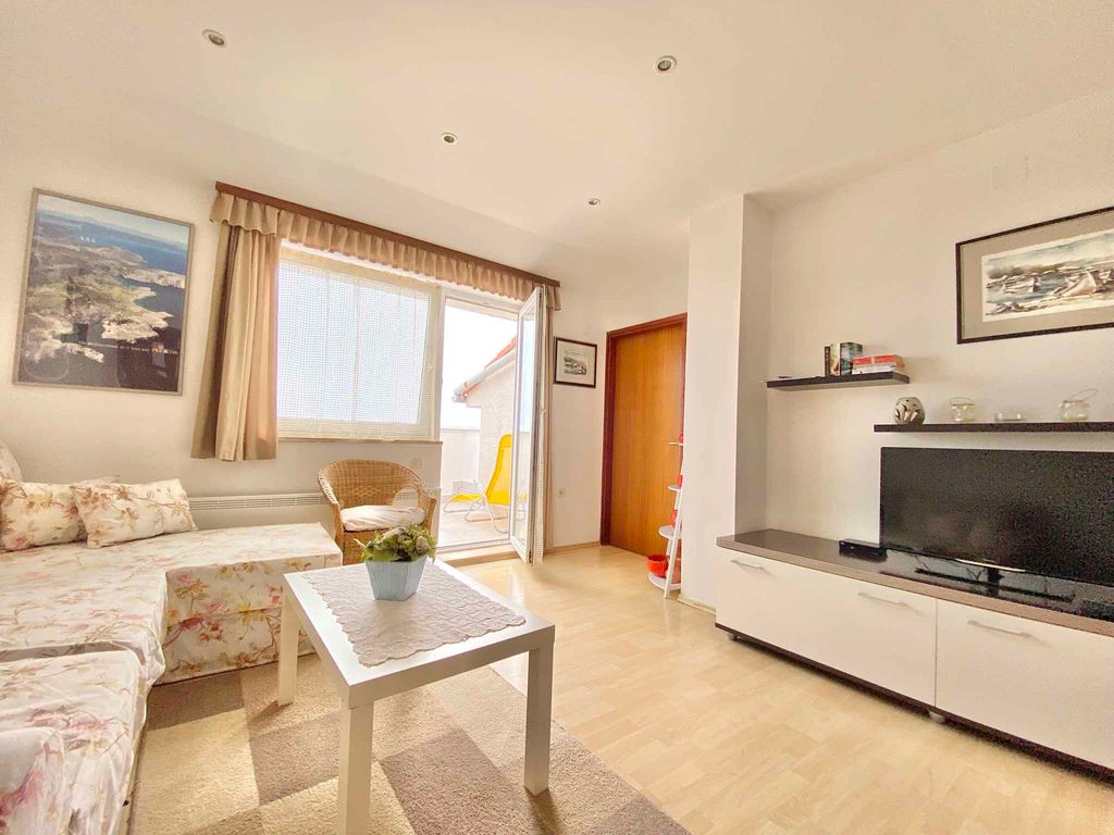 Ferienwohnung mit Klimaanlage und Waschmaschine