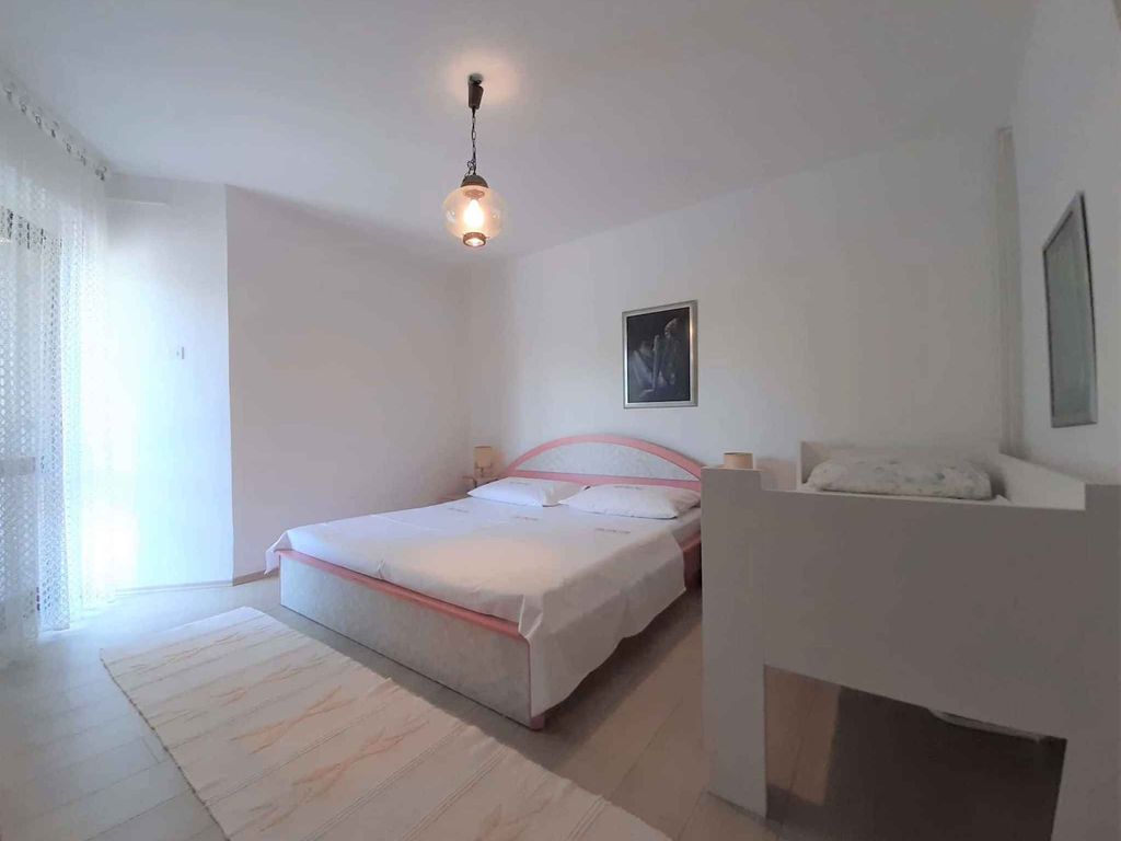 Ferienwohnung mit Klimaanlage und Terrasse