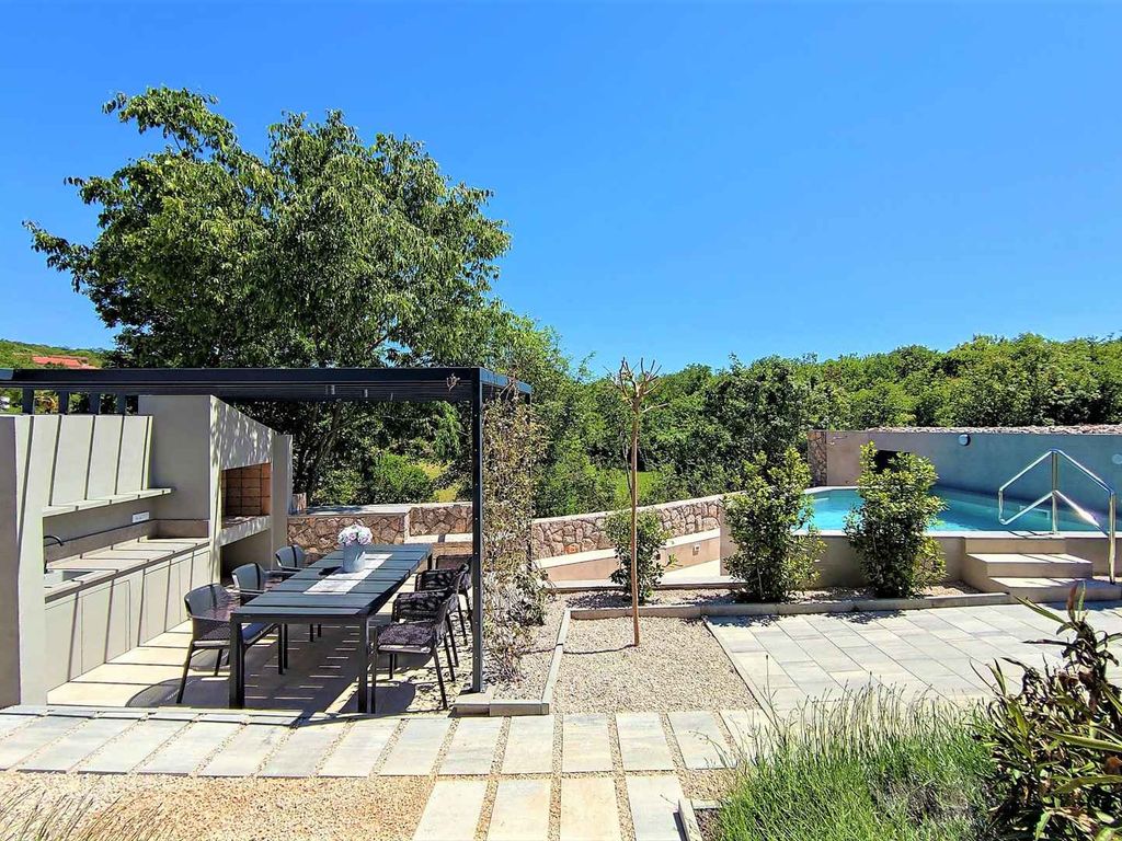 Villa mit Klimaanlage und Pool