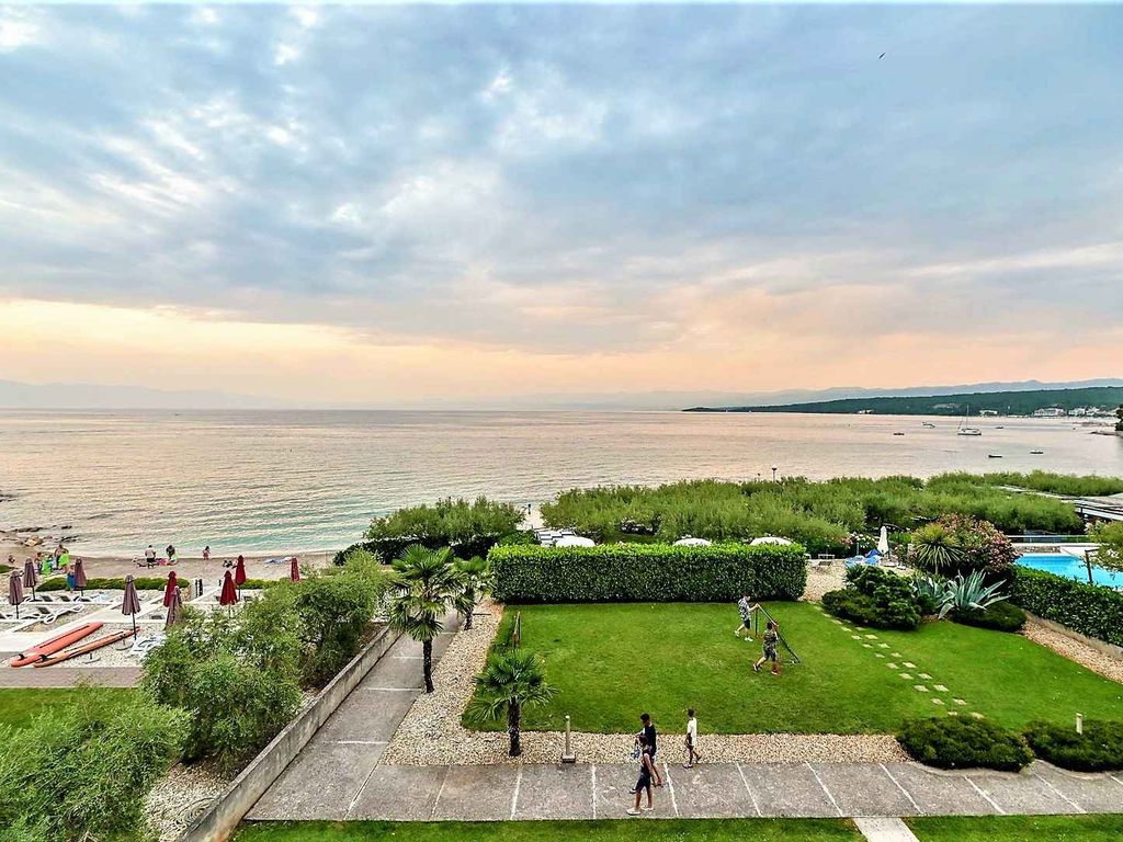 Ferienwohnung mit Balkon und Meerblick