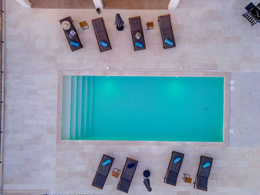 Villa mit Sauna, Fitness und privatem Pool