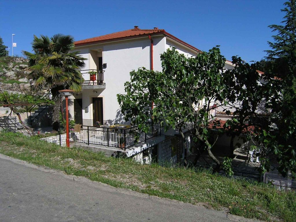 Ferienwohnung mit Terrasse und Klimaanlage