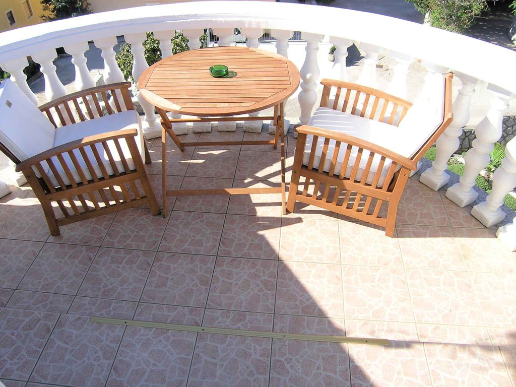 Ferienwohnung mit Balkon und Grill
