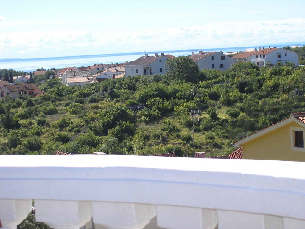 Ferienwohnung mit Balkon und Grill