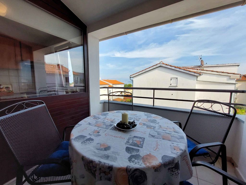 Ferienwohnung mit Meerblick und Klimaanlage