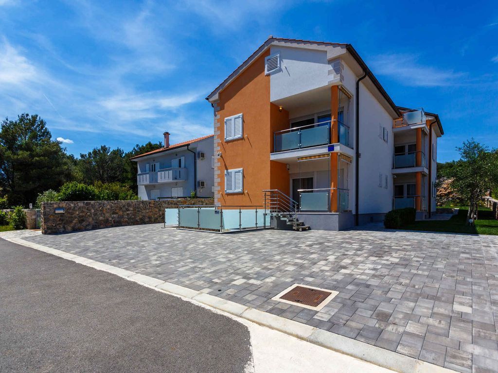 Ferienwohnung mit Klimaanlage und Grill