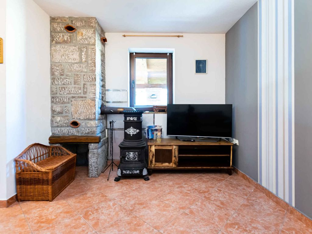 Ferienhaus mit Pool und Klimaanlage