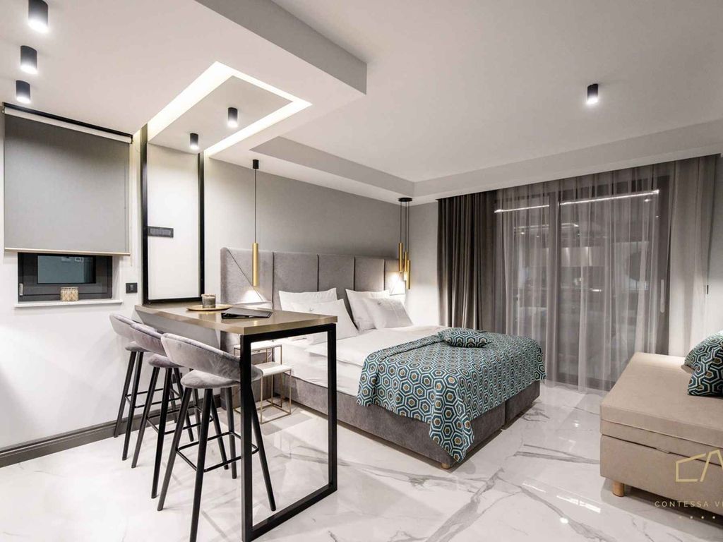 Ferienwohnung mit Pool und Klimaanlage