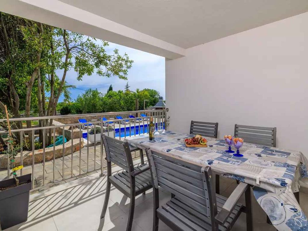 Ferienwohnung mit Pool zur gemeinsamen Nutzung