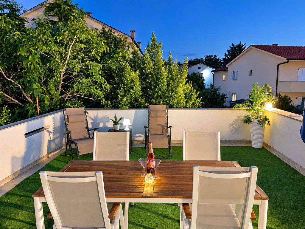 Ferienwohnung mit Klimaanlage und Terrasse