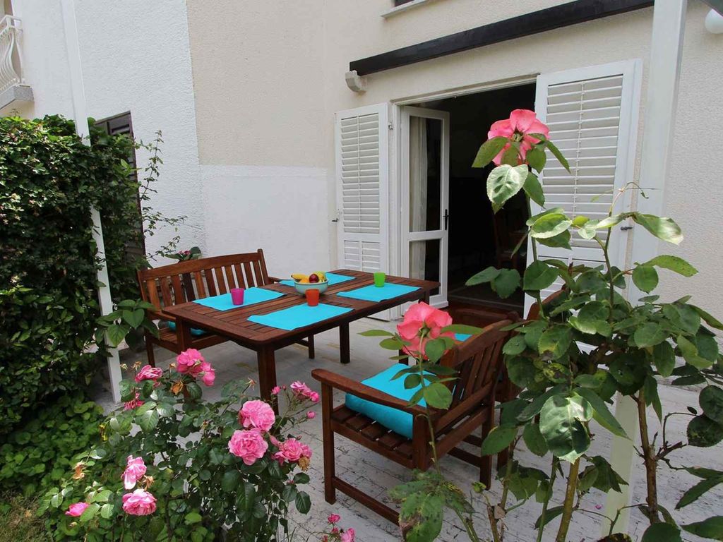Ferienwohnung mit Terrasse