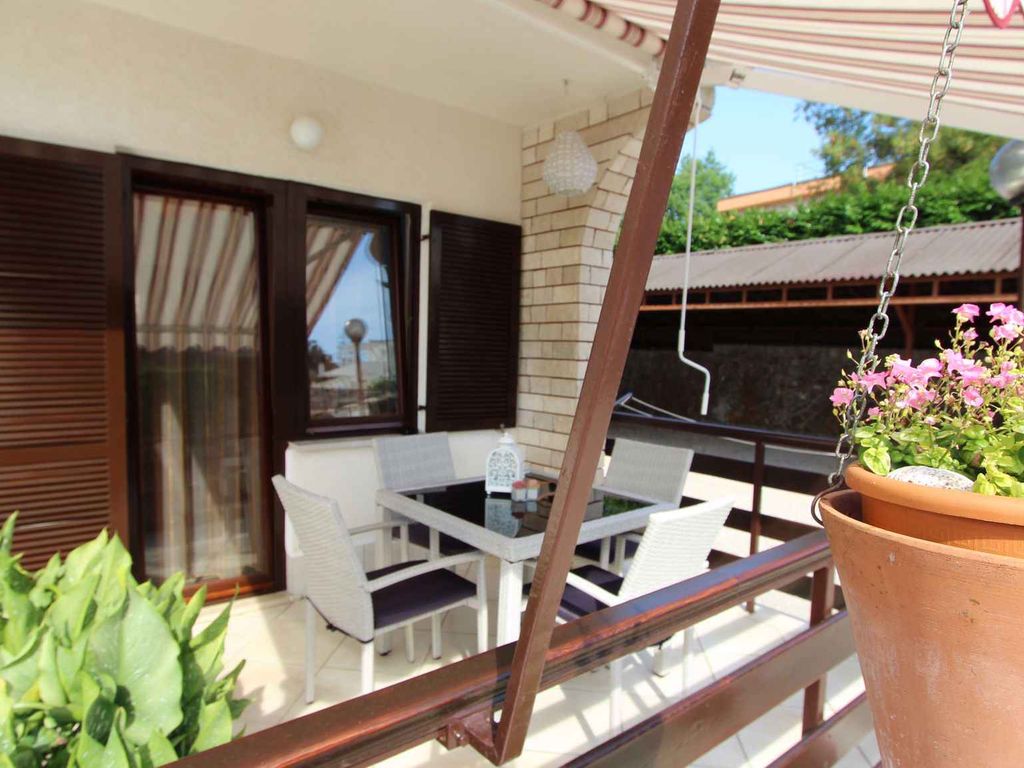 Ferienwohnung mit Klimaanlage und Terrasse