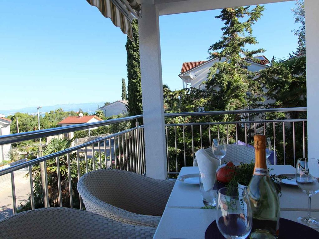 Ferienwohnung mit Klimaanlage und Meerblick