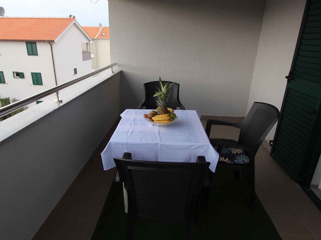 Ferienwohnung mit Balkon und Klimananlage