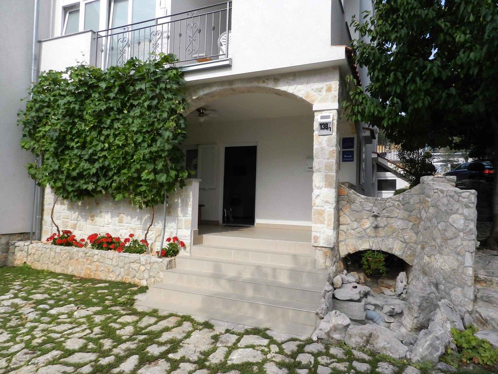 Ferienwohnung mit 16 m2 Terrasse