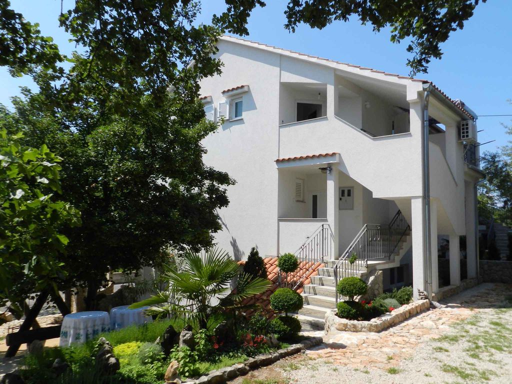 Ferienwohnung mit 16 m2 Terrasse