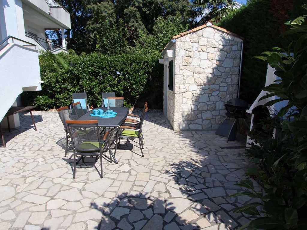 Ferienwohnung mit Klimaanlage und Terrasse