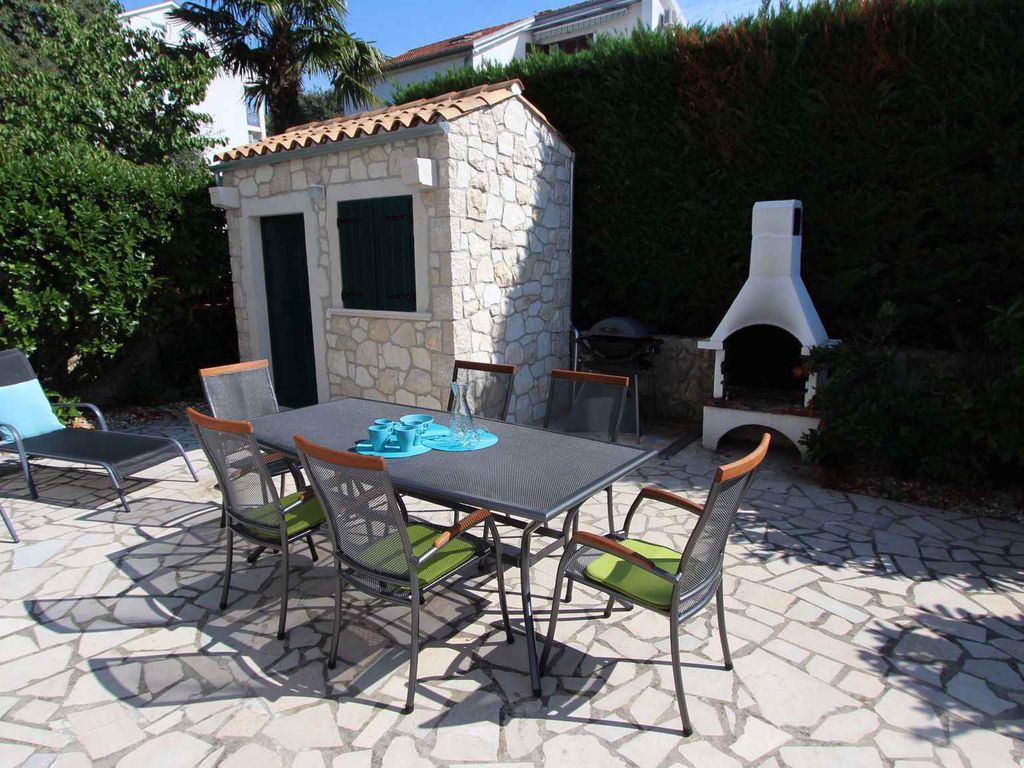 Ferienwohnung mit Klimaanlage und Terrasse