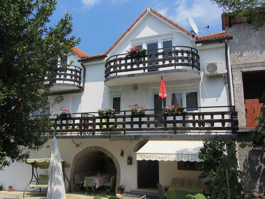 Ferienwohnung mit Garten zur gemeinsamen Nutzung