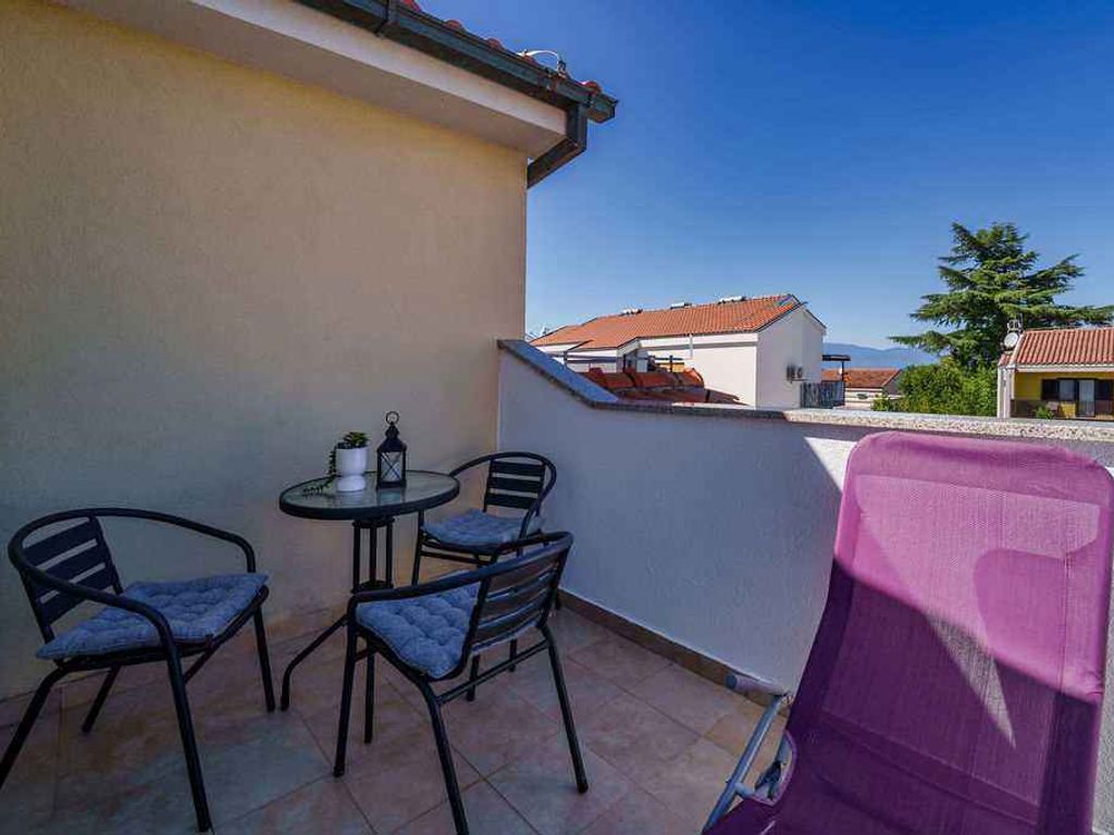 Ferienwohnung mit Blalkon und Klimaanlage