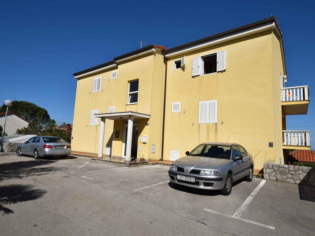 Ferienwohnung mit Balkon und Klimaanlage