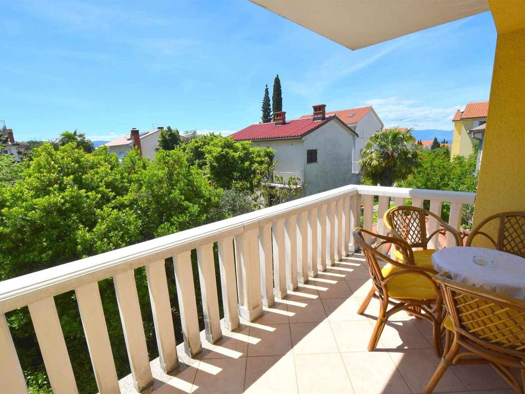 Ferienwohnung mit Balkon und Klimaanlage