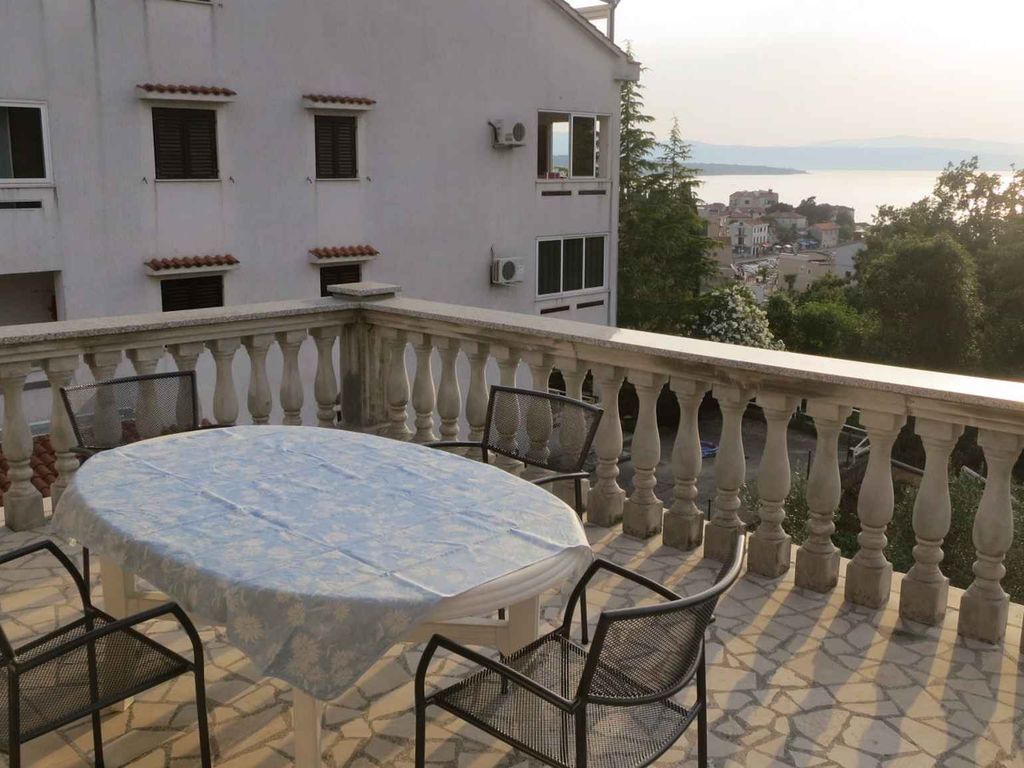 Ferienwohnung with air conditioning and internet access