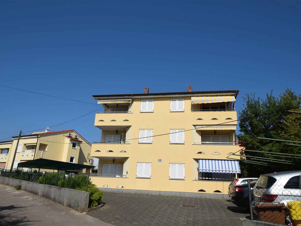 Ferienwohnung mit Terrasse und Klimaanlage