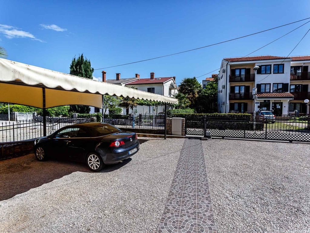 Ferienwohnung mit Terrasse und Klimaanlage