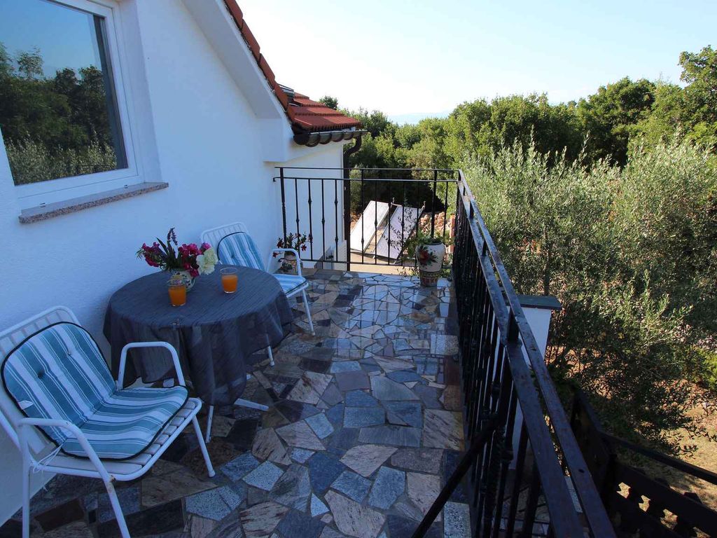 Ferienwohnung mit Klimaanlage und Balkon