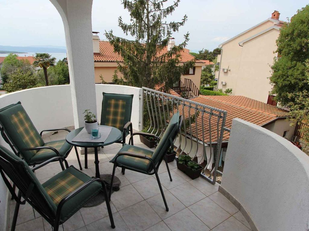 Ferienwohnung mit Klimaanlage und Balkon
