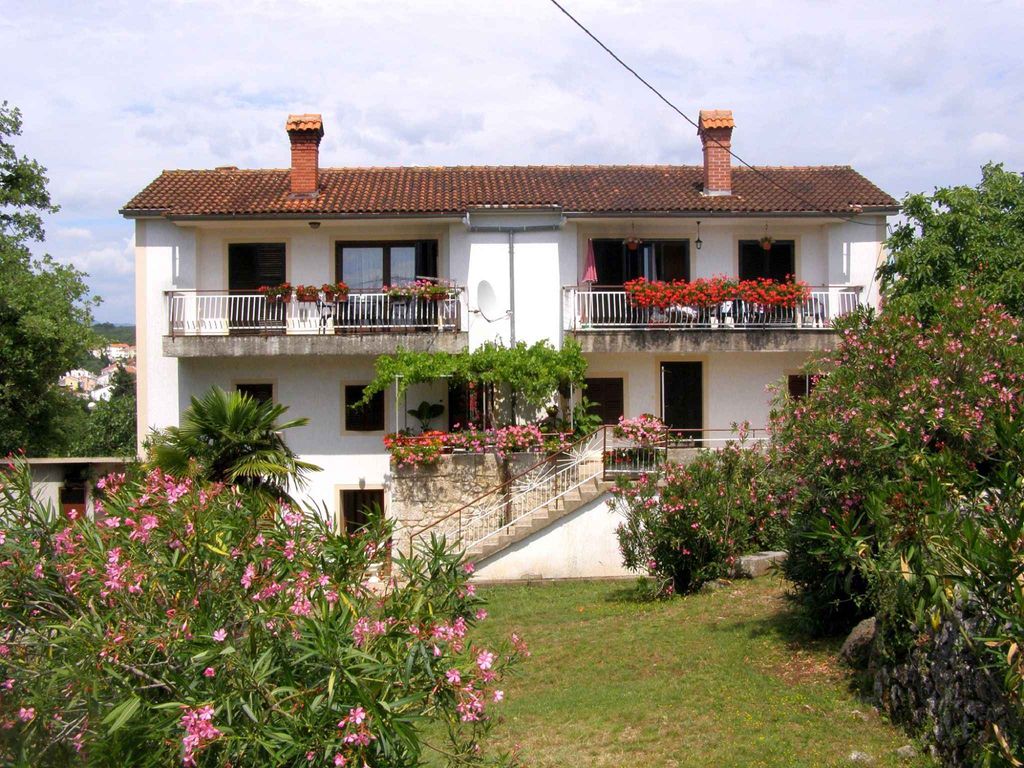 Ferienwohnung mit Terrasse und Klimaanlage