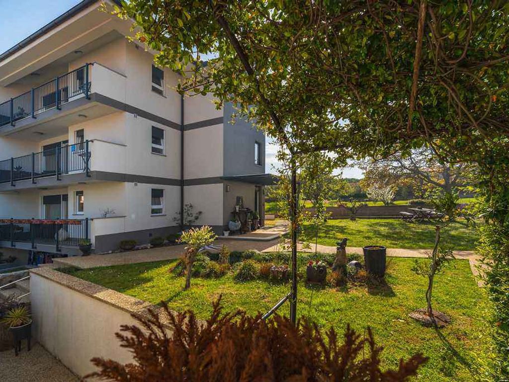 Ferienwohnung mit Balkon und Meerblick
