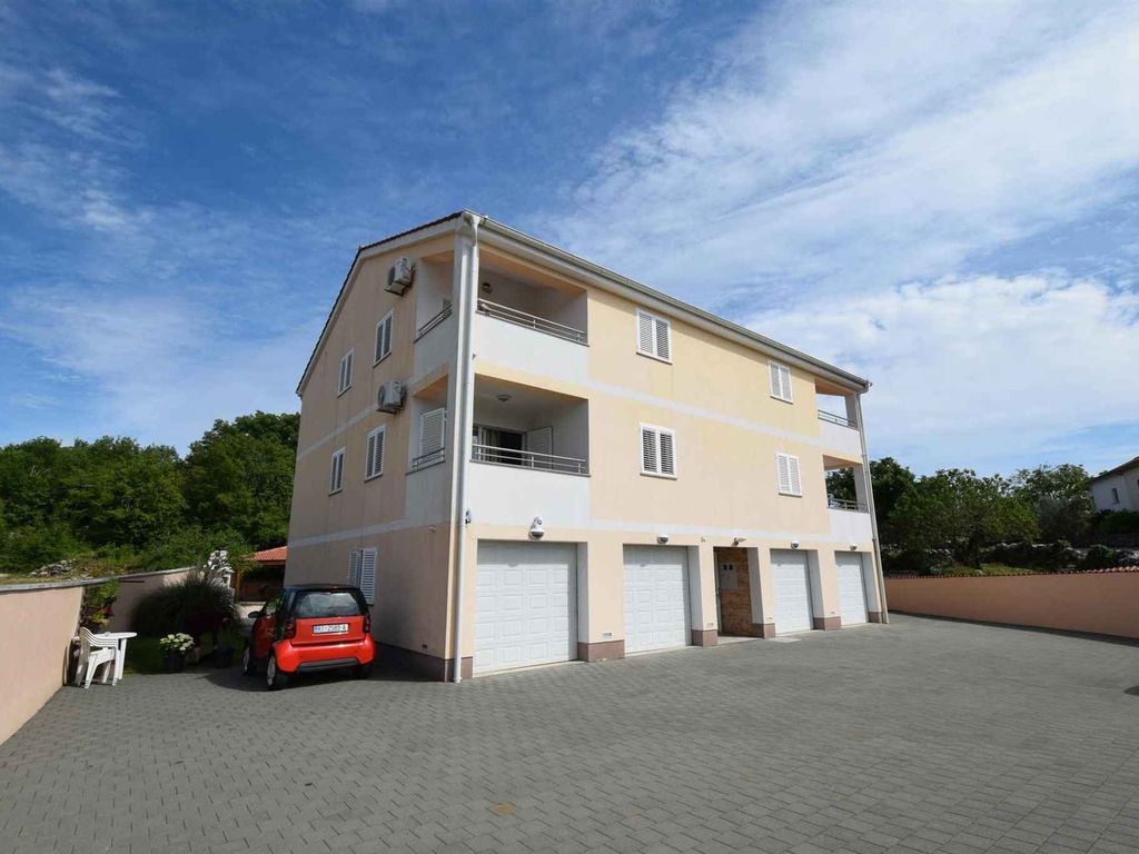 Ferienwohnung mit Balkon und Klimaanlage