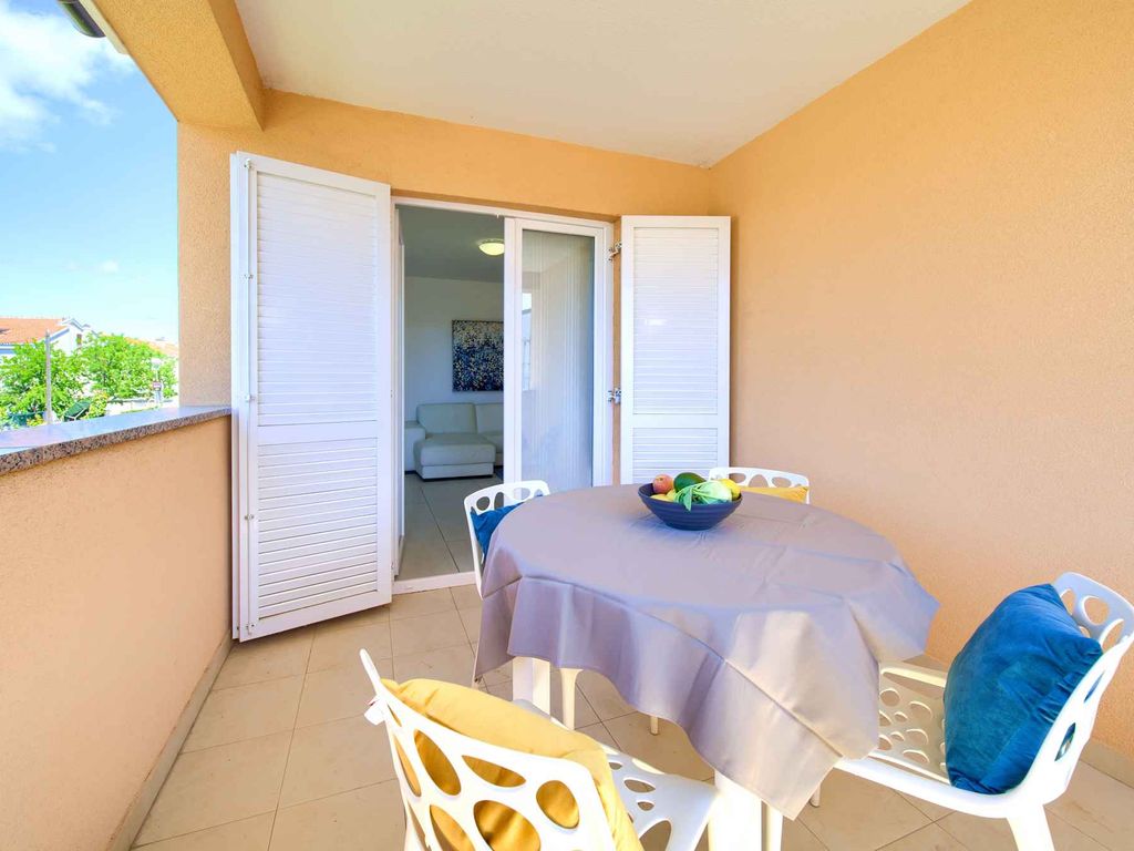 Ferienwohnung mit Balkon und Klimaanlage