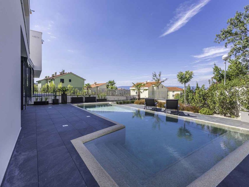 Villa mit privatem Pool, Jacuzzi und Sauna