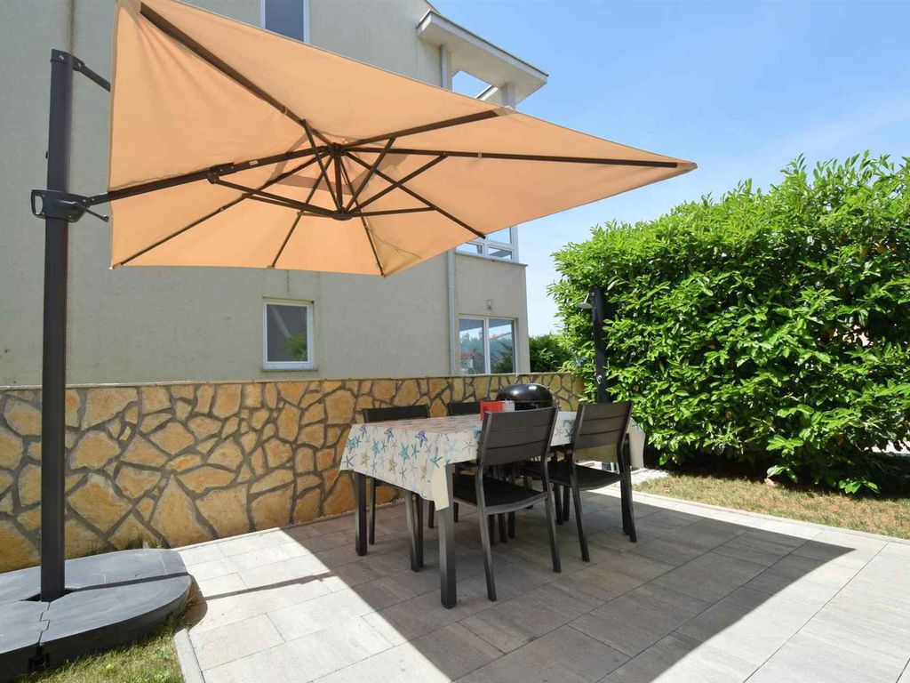 Ferienwohnung mit Balkon und Grill