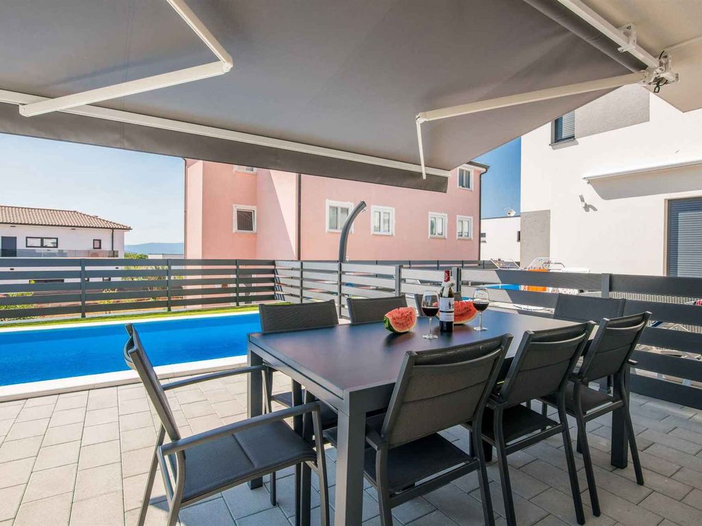 Ferienhaus mit einem saisonal beheizten Pool