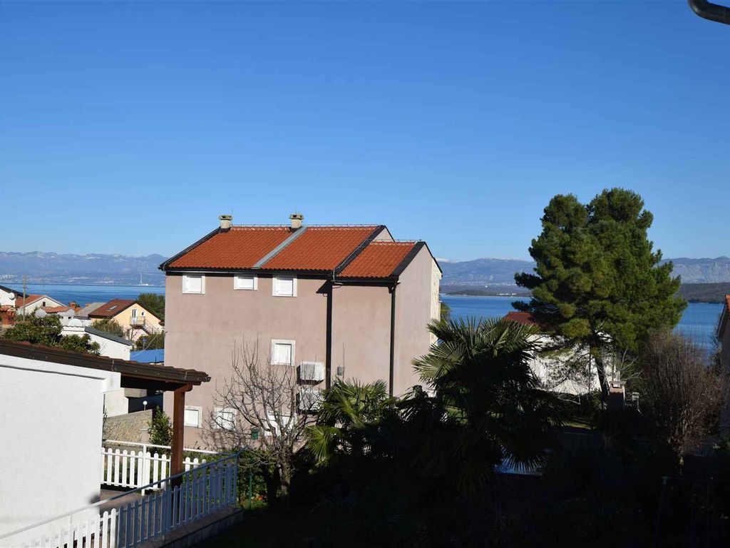 Ferienwohnung mit Balkon und zwei Schlafzimmern