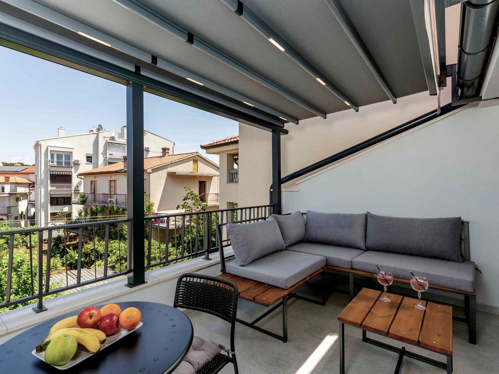 Ferienwohnung mit Balkon und Klimaanlage