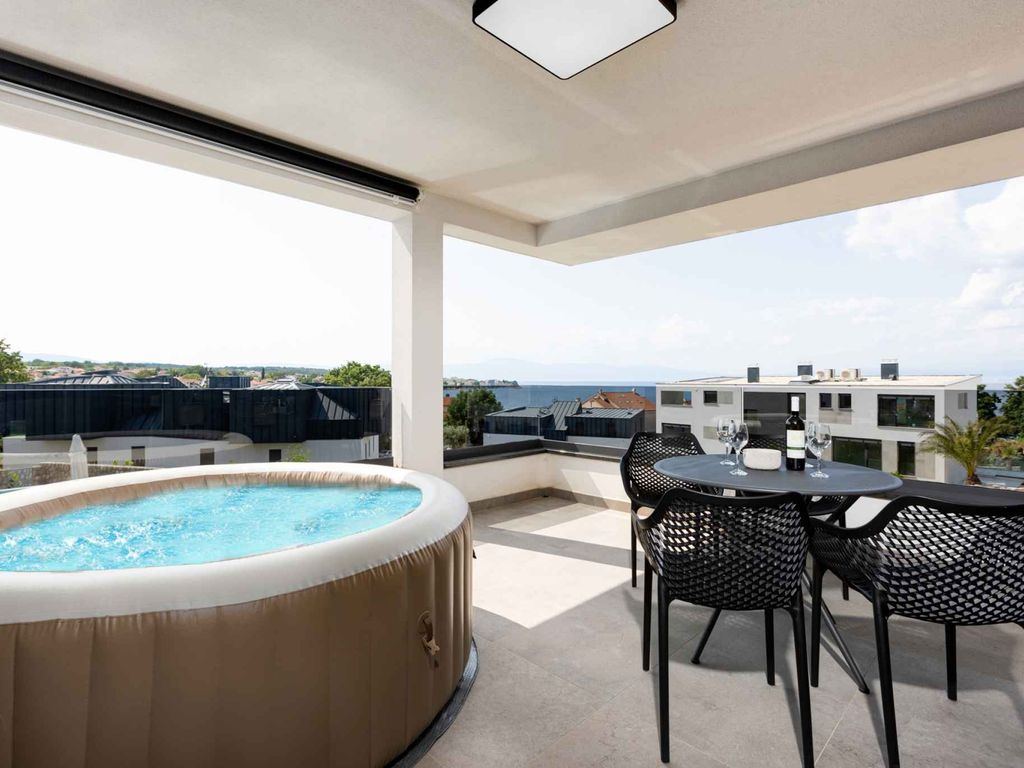 Ferienwohnung mit Whirpool und Klimaanlage