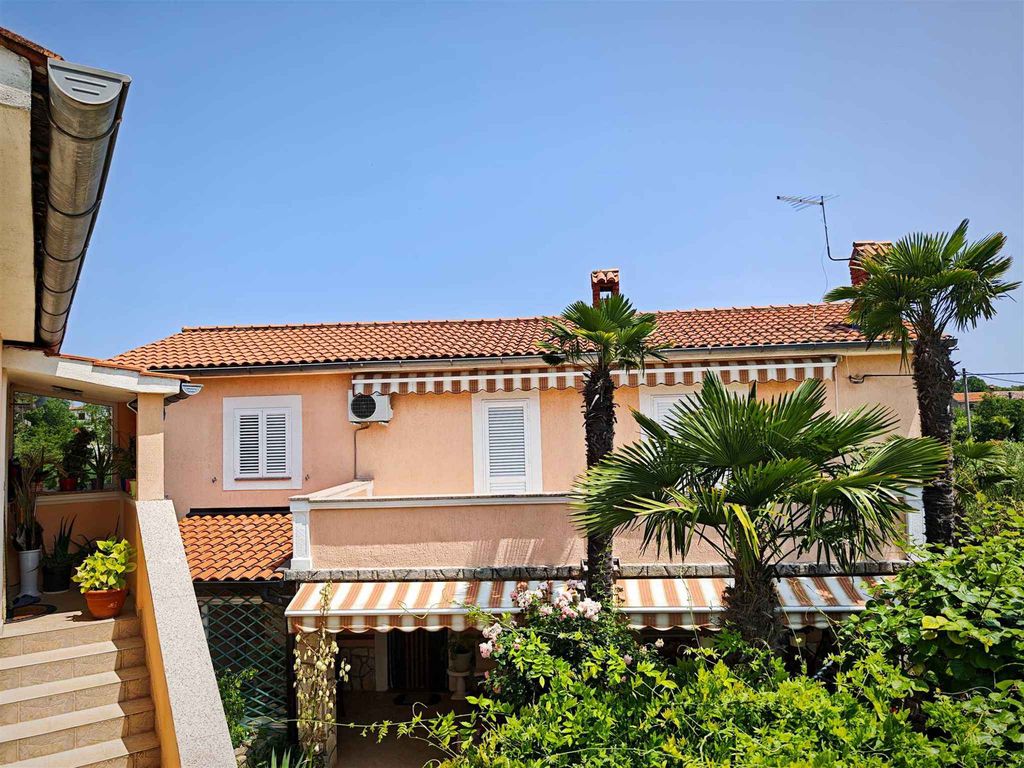 Ferienhaus mit Terrasse