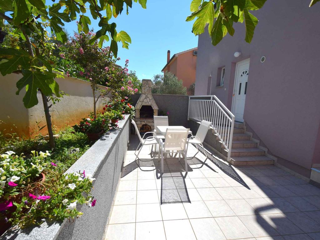 Ferienwohnung mit Terrasse