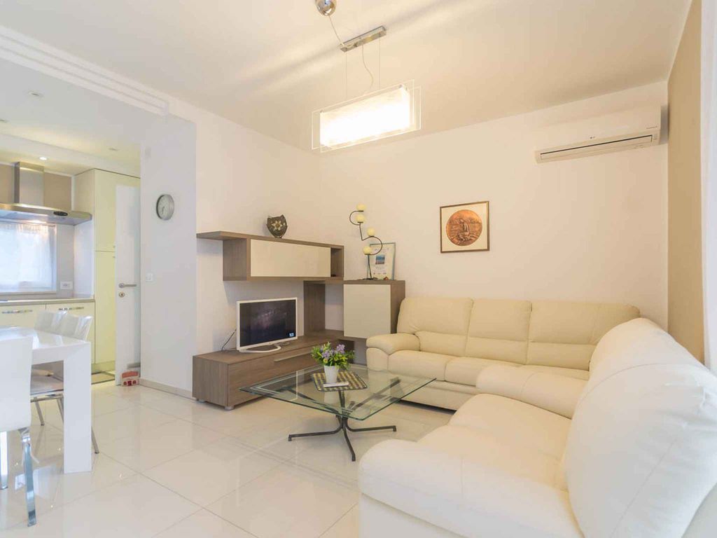 Ferienwohnung mit Garage