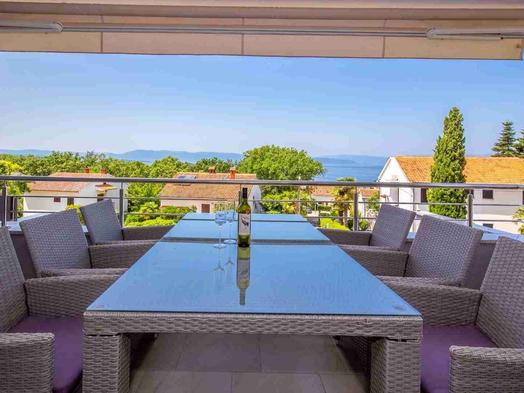 Ferienwohnung mit Klimaanlage und Meerblick