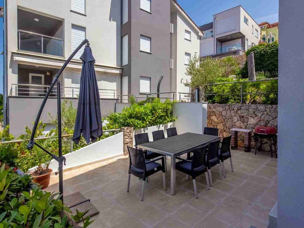 Ferienwohnung mit Klimaanlage und Meerblick