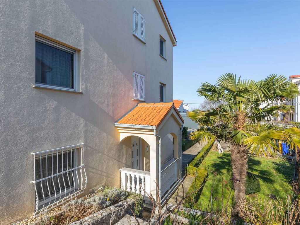 Ferienwohnung mit Balkon