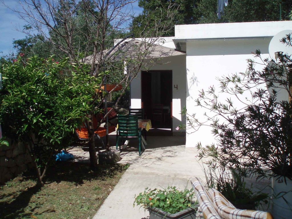 Studio mit Garten, nur 30m vom Meer