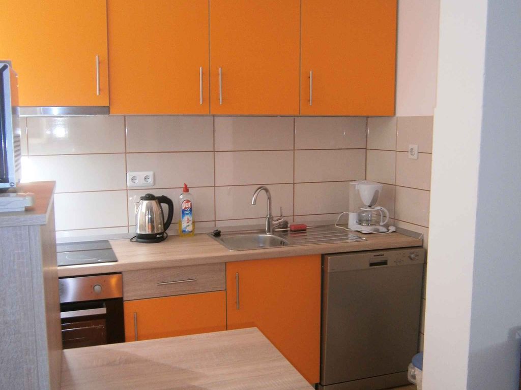 Ferienwohnung mit Terrasse, nur 30m vom Meer