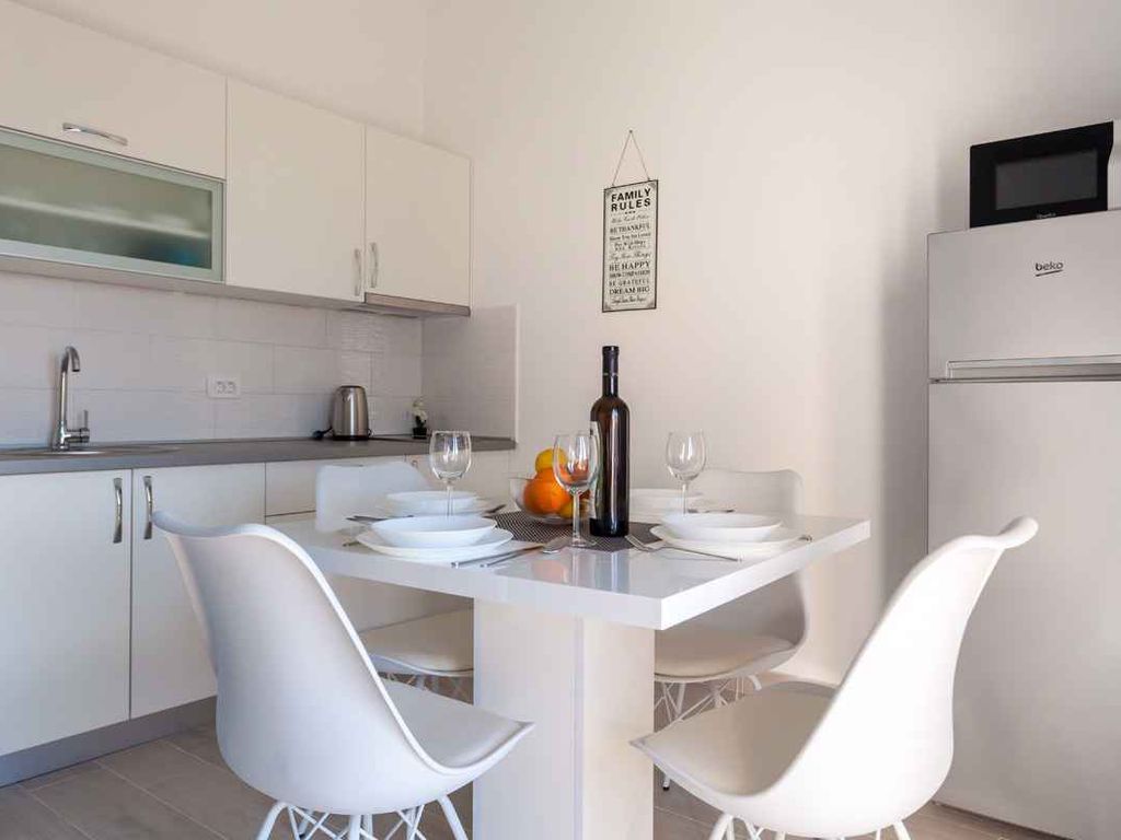 Ferienwohnung mit Terrasse und Klimaanlage
